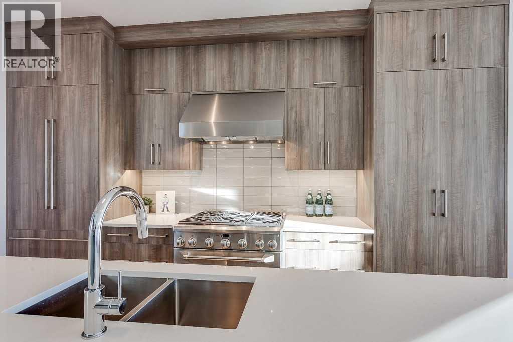 Single Family House for Sale in   Avenue SW North Glenmore Park Calgary 