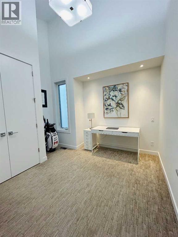 Single Family House for Sale in   Avenue SW North Glenmore Park Calgary 