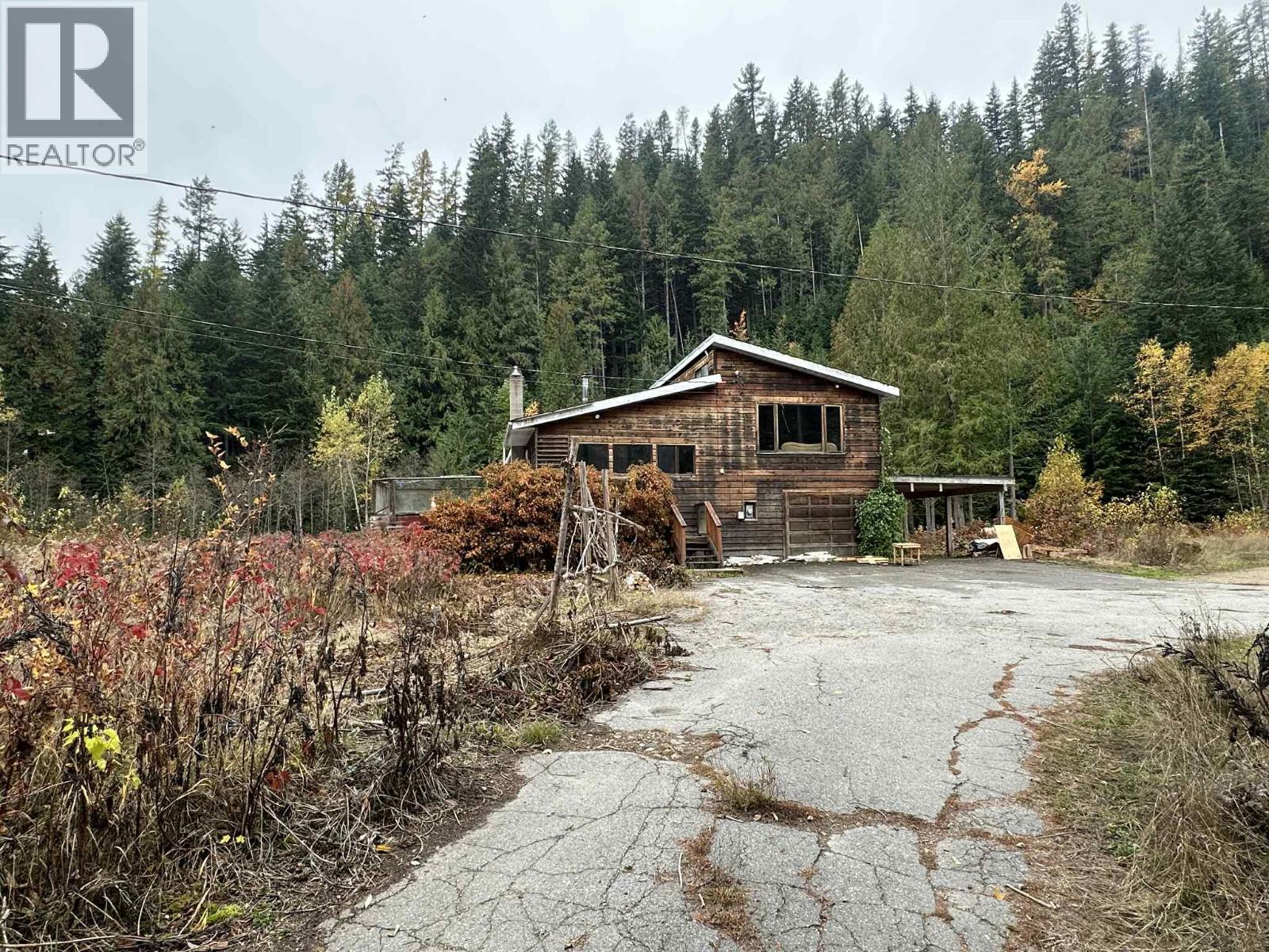 2349 Slocan Valley West Road, Slocan Park