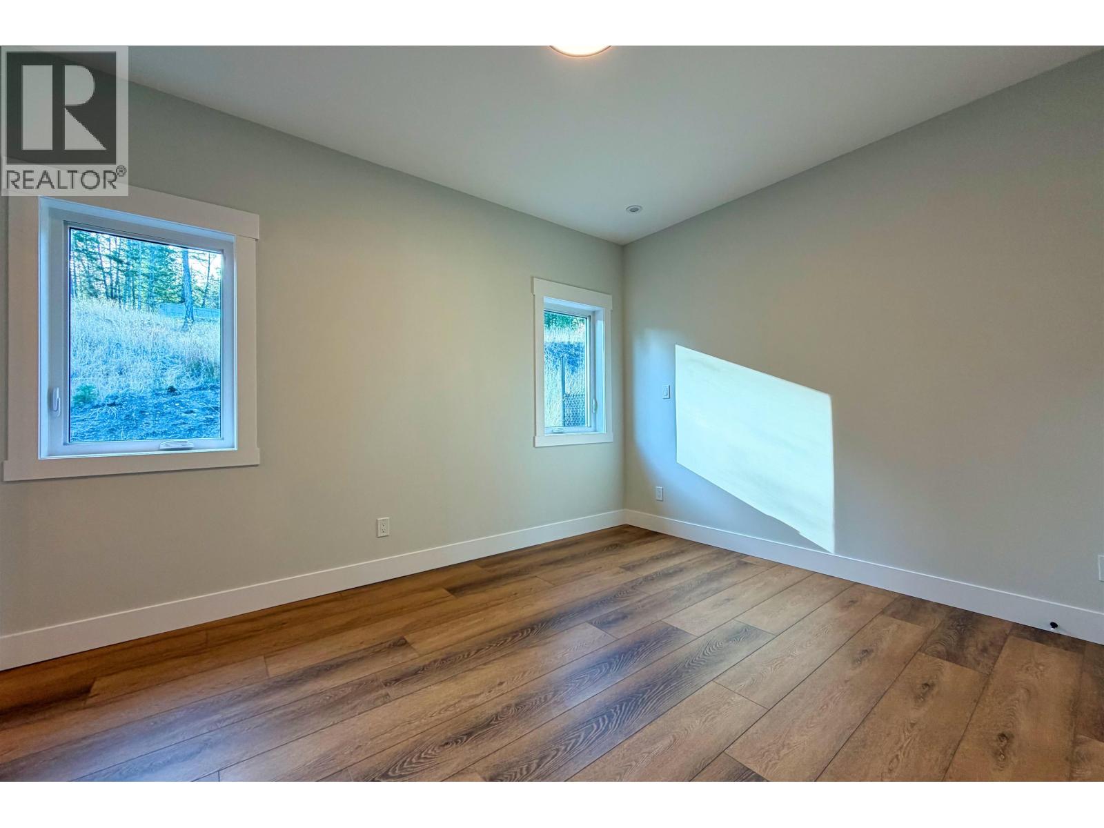 #18 555 WOTZKE DRIVE - 11