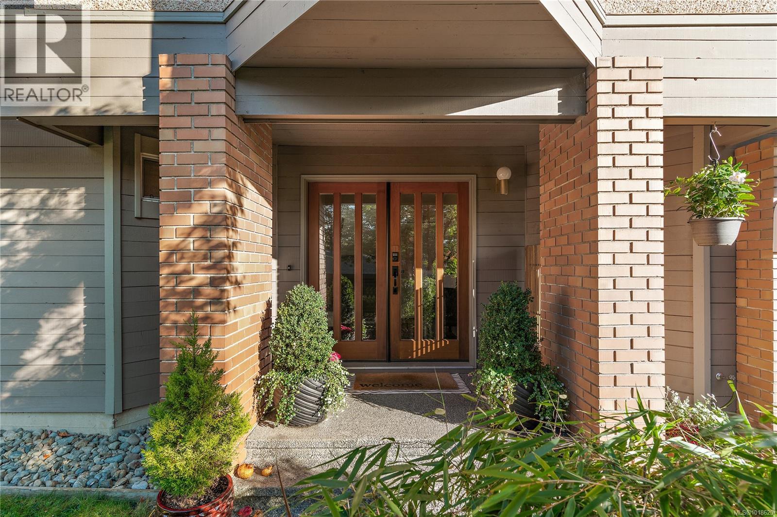 #21 909 CAROLWOOD DR - 3