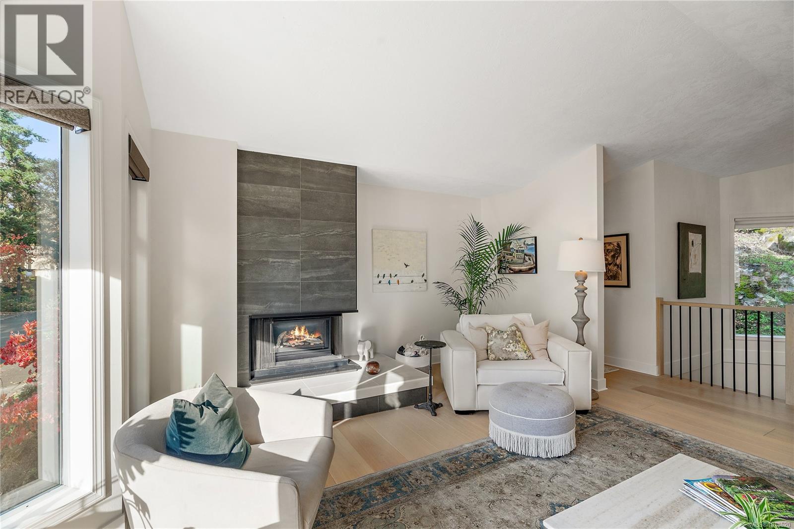 #21 909 CAROLWOOD DR - 8