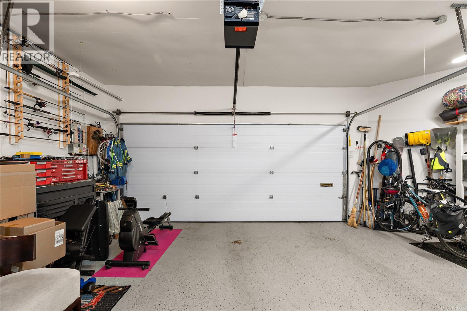 #21 909 CAROLWOOD DR - 36