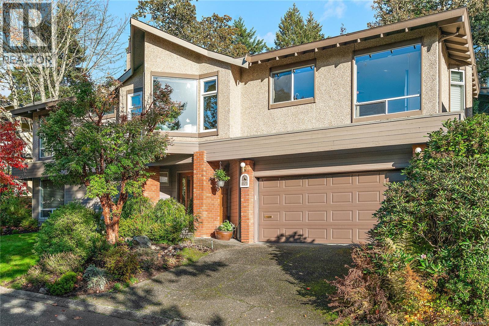 #21 909 CAROLWOOD DR - 29