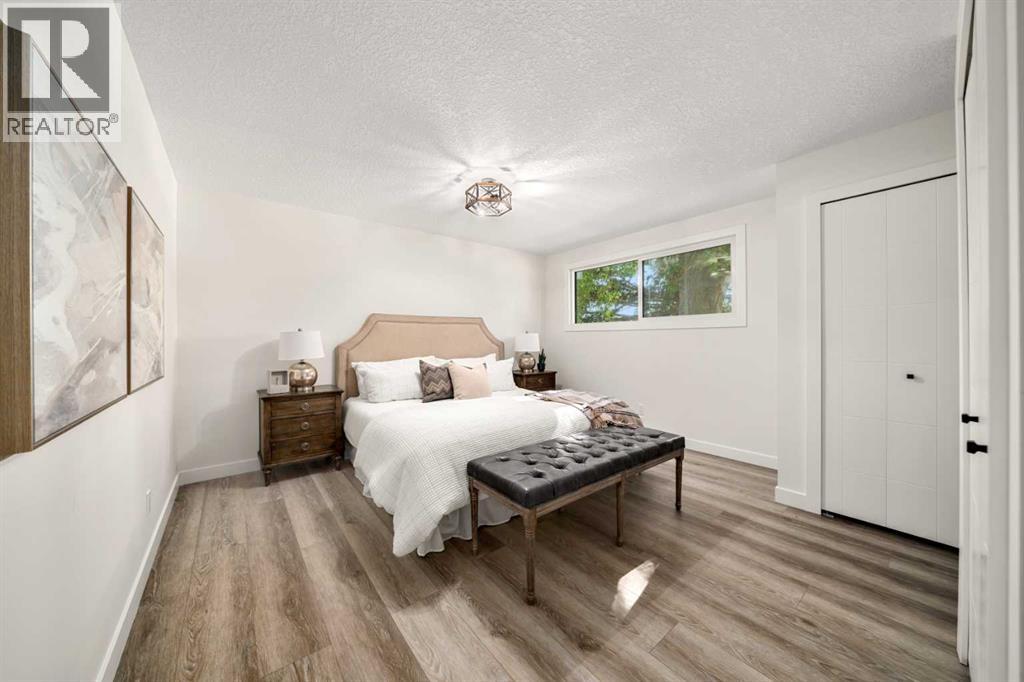 Single Family House Bungalow for Sale in  Breen Crescent NW Brentwood Calgary 