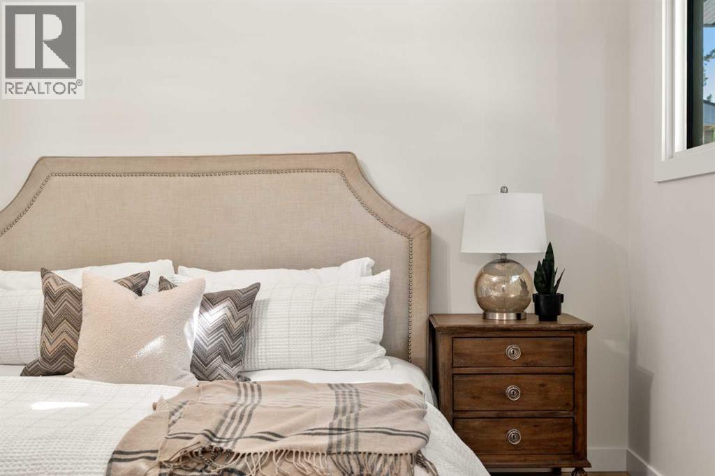 Single Family House Bungalow for Sale in  Breen Crescent NW Brentwood Calgary 