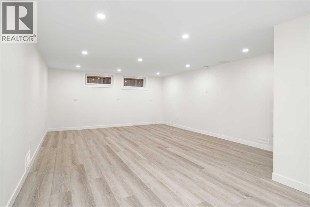 Single Family House Bungalow for Sale in  Breen Crescent NW Brentwood Calgary 