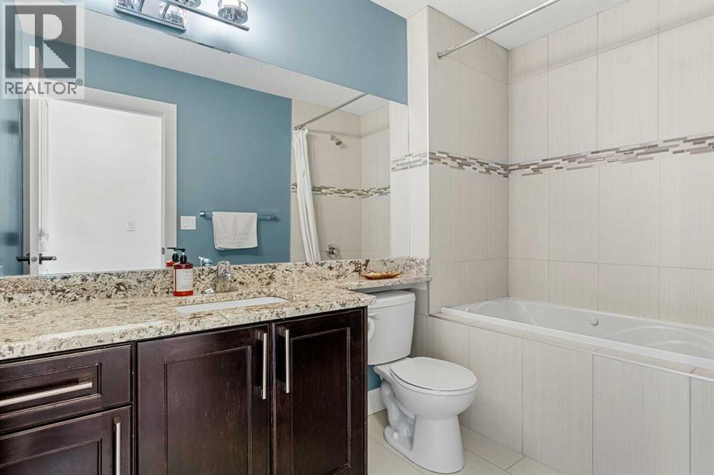 Single Family House for Sale in   Avenue NW Montgomery Calgary 