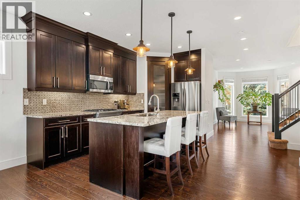 Single Family House for Sale in   Avenue NW Montgomery Calgary 