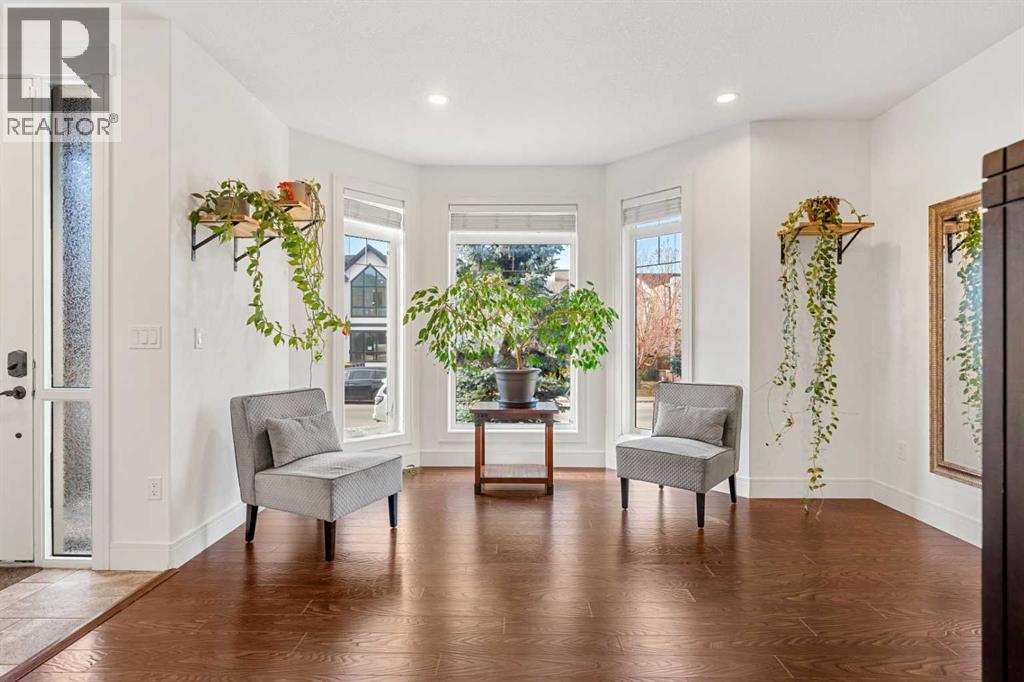 Single Family House for Sale in   Avenue NW Montgomery Calgary 