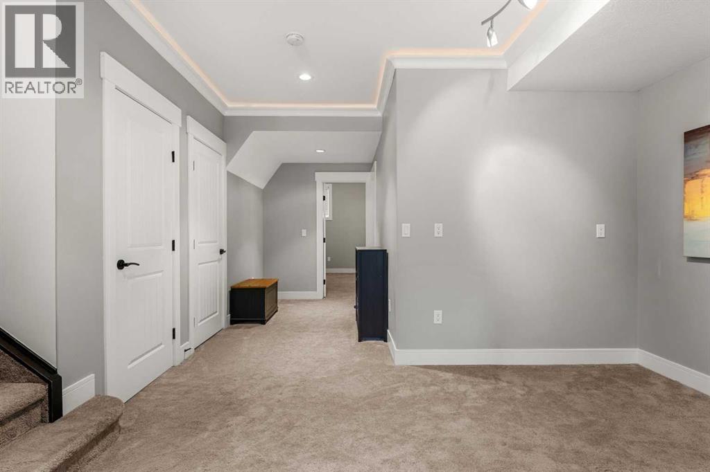 Single Family House for Sale in   Avenue NW Montgomery Calgary 