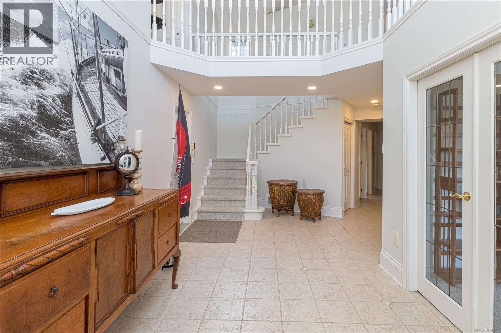 11474 Sumac Dr, North Saanich