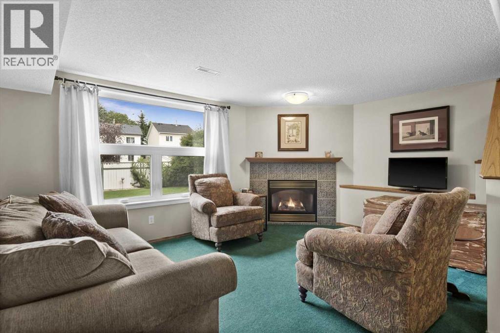 Single Family House for Sale in  Hidden Spring Place NW Hidden Valley Calgary 