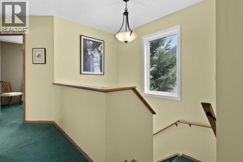 Single Family House for Sale in  Hidden Spring Place NW Hidden Valley Calgary 