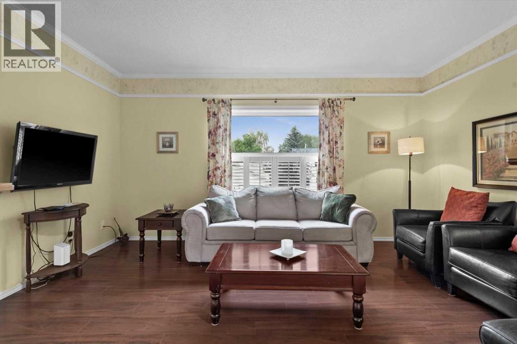 Single Family House for Sale in  Hidden Spring Place NW Hidden Valley Calgary 