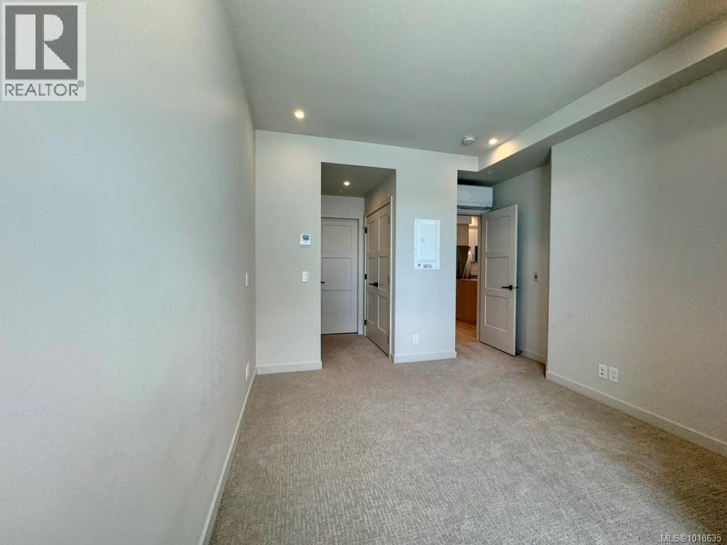 #505 947 WHIRLAWAY CRES - 12