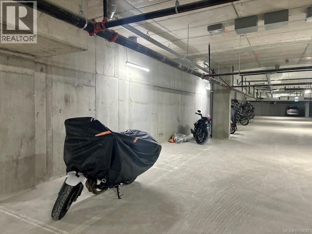 #505 947 WHIRLAWAY CRES - 29