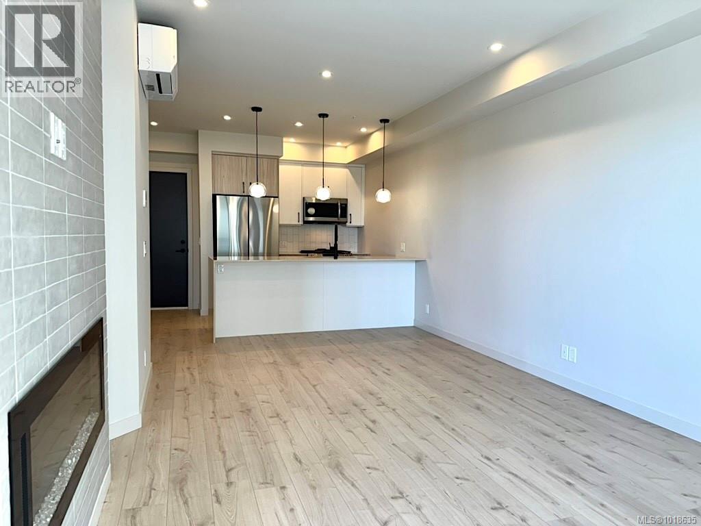 #505 947 Whirlaway Cres - 7