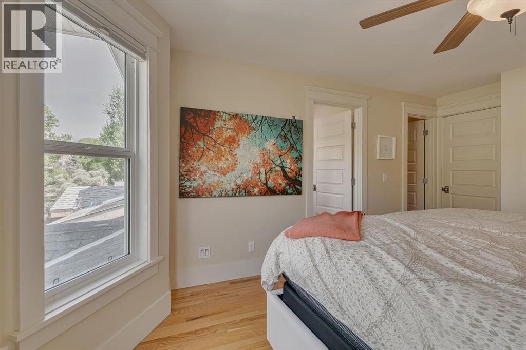 Single Family House for Sale in   Avenue SW Cliff Bungalow Calgary 