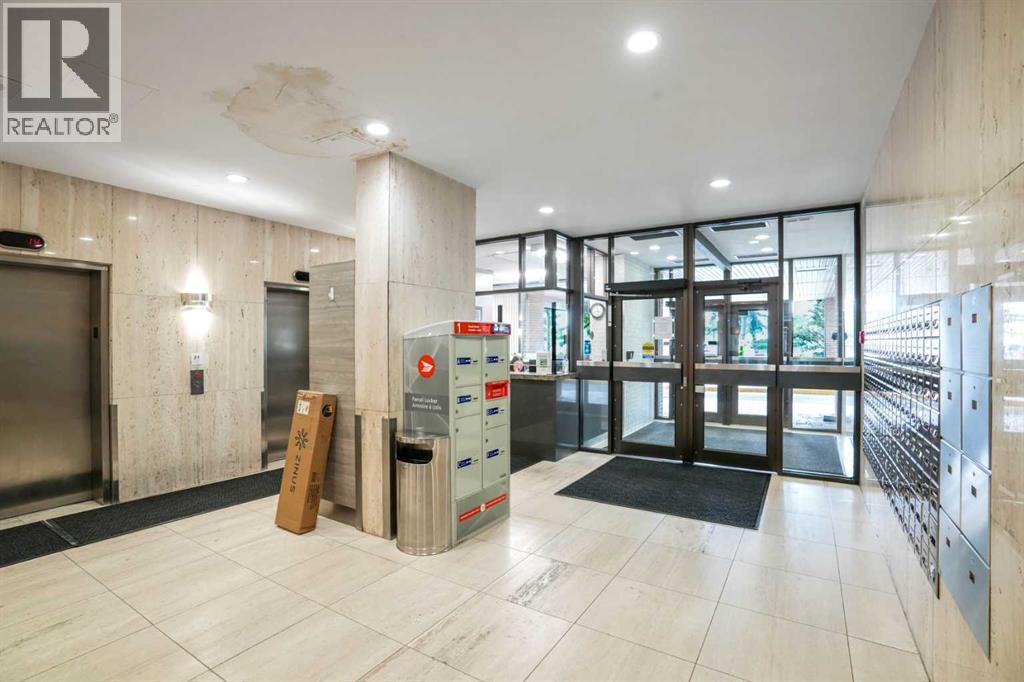 Single Family House for Sale in   Point Mckay Crescent NW Point McKay Calgary 