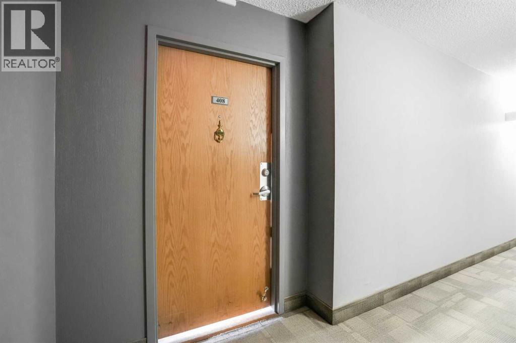 Single Family House for Sale in   Point Mckay Crescent NW Point McKay Calgary 