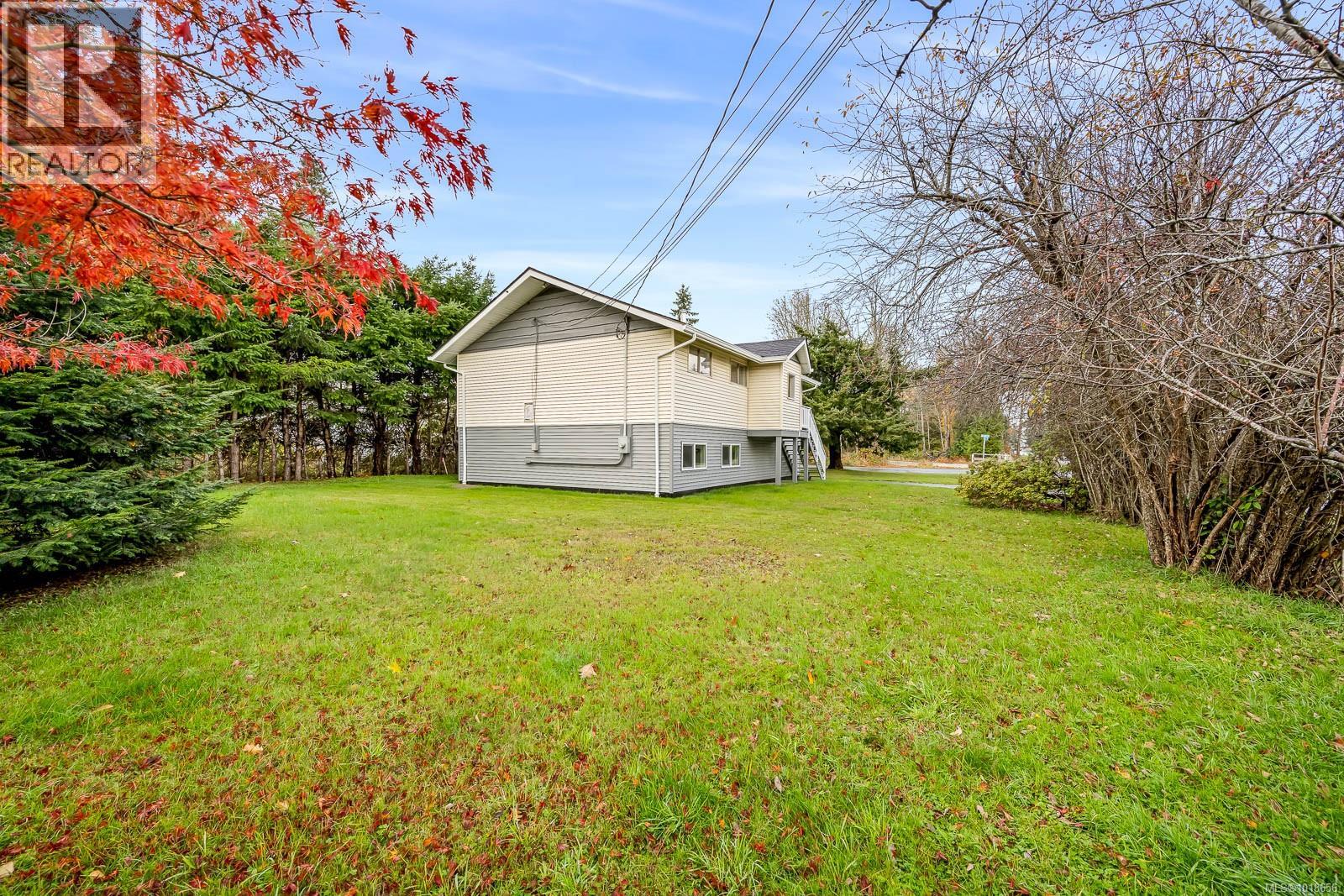 390 PETERSEN RD - 47