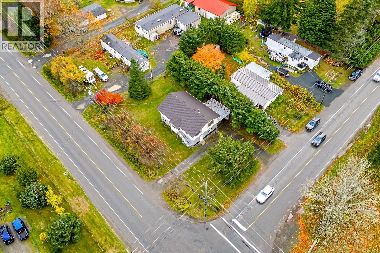 390 PETERSEN RD - 52