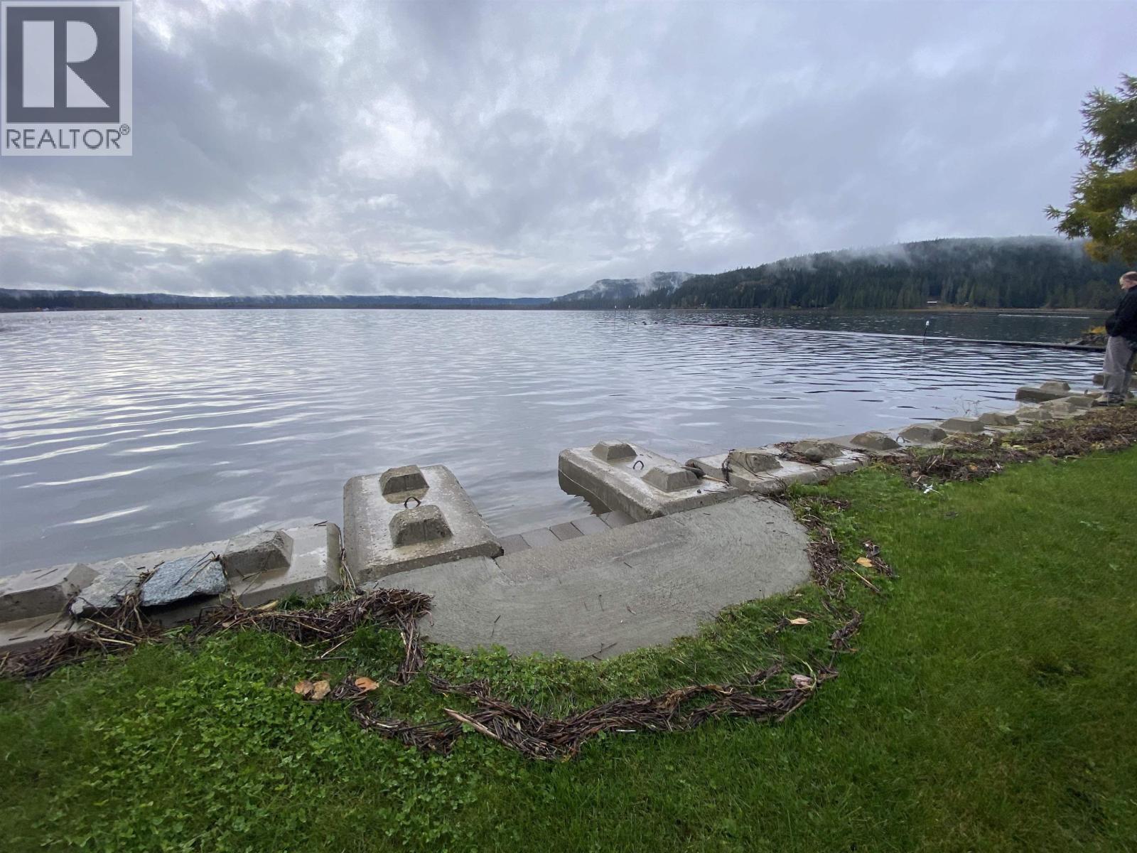 4519 BEAM STATION Road, Terrace