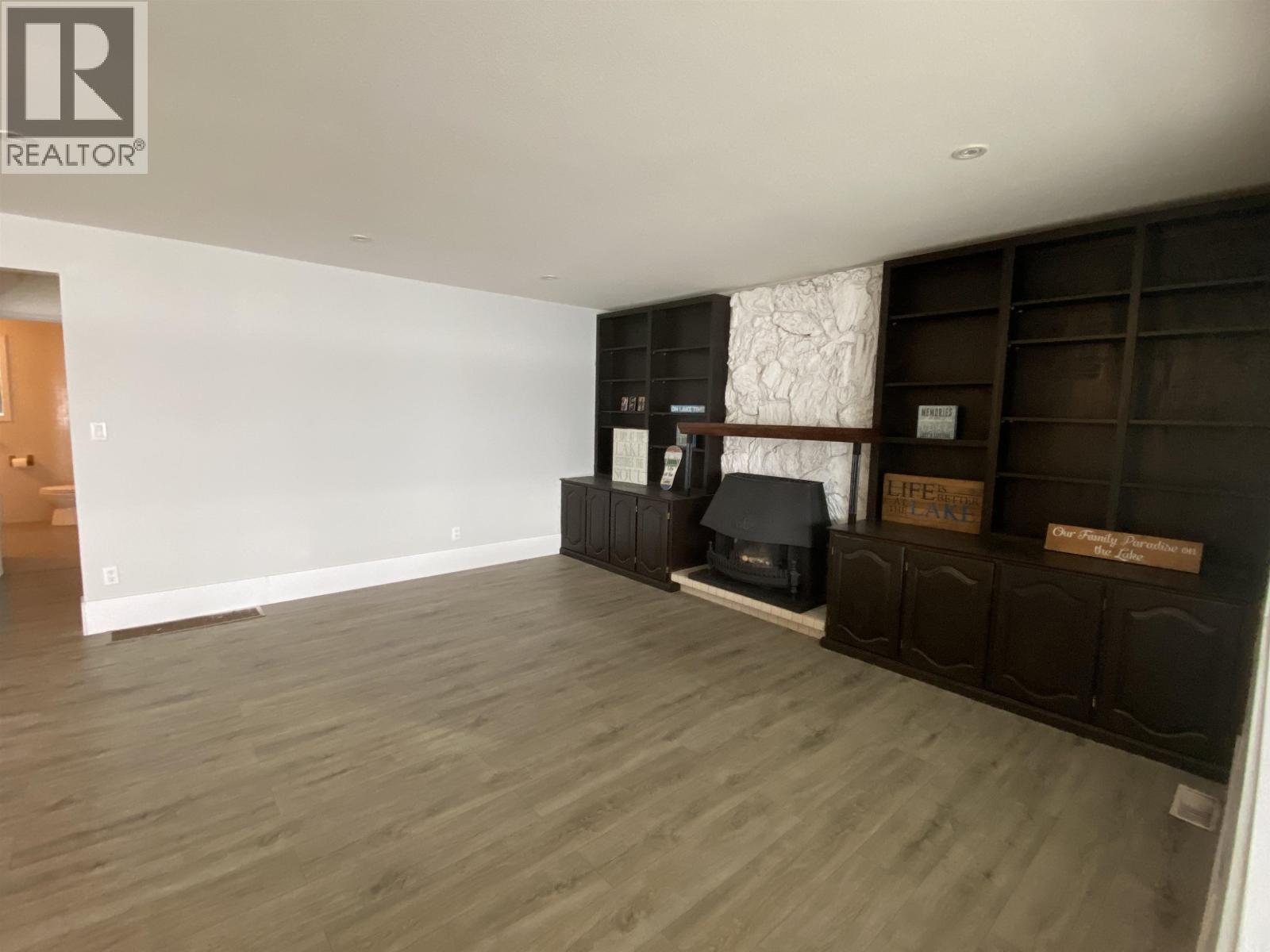 4519 BEAM STATION Road, Terrace