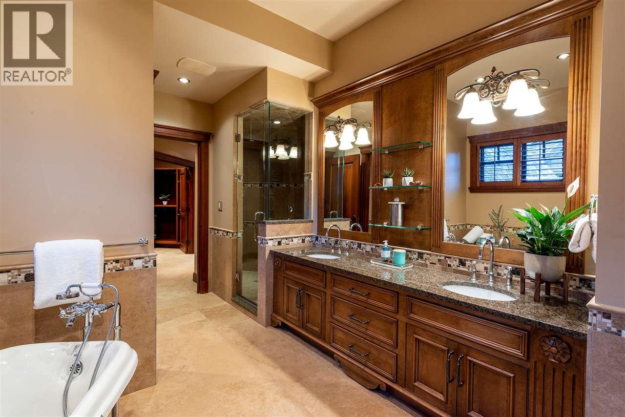 5 Bed, 6 Bath House for Sale in Whistler – 6693 TAPLEY PLACE, Whistler - Image 28