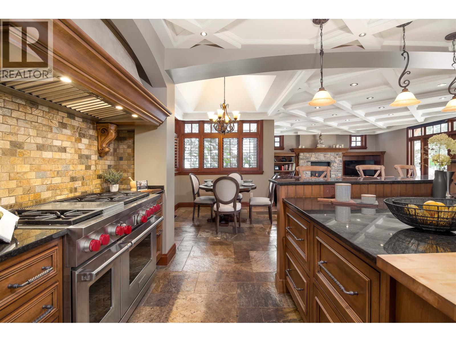 5 Bed, 6 Bath House for Sale in Whistler – 6693 TAPLEY PLACE, Whistler - Image 17