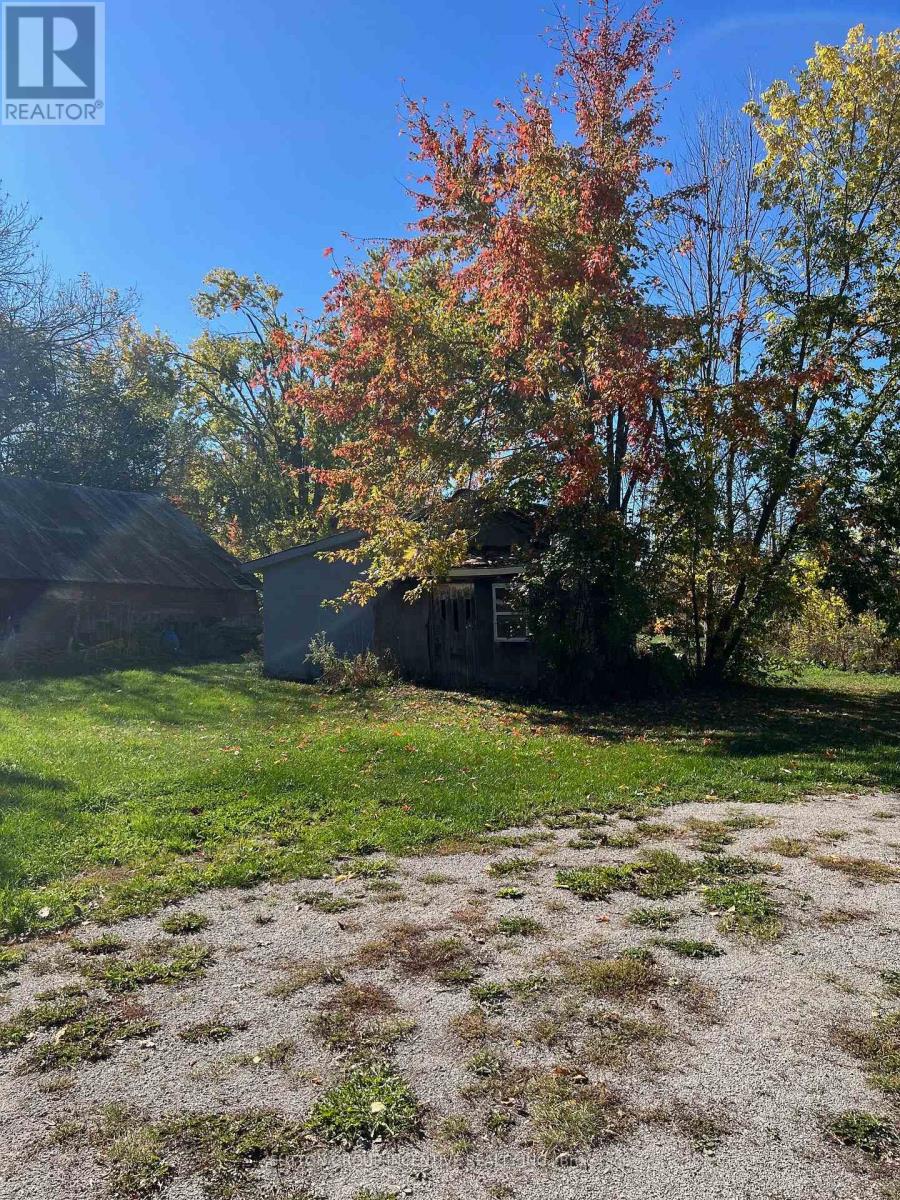 4067 AIRPORT ROAD - 24