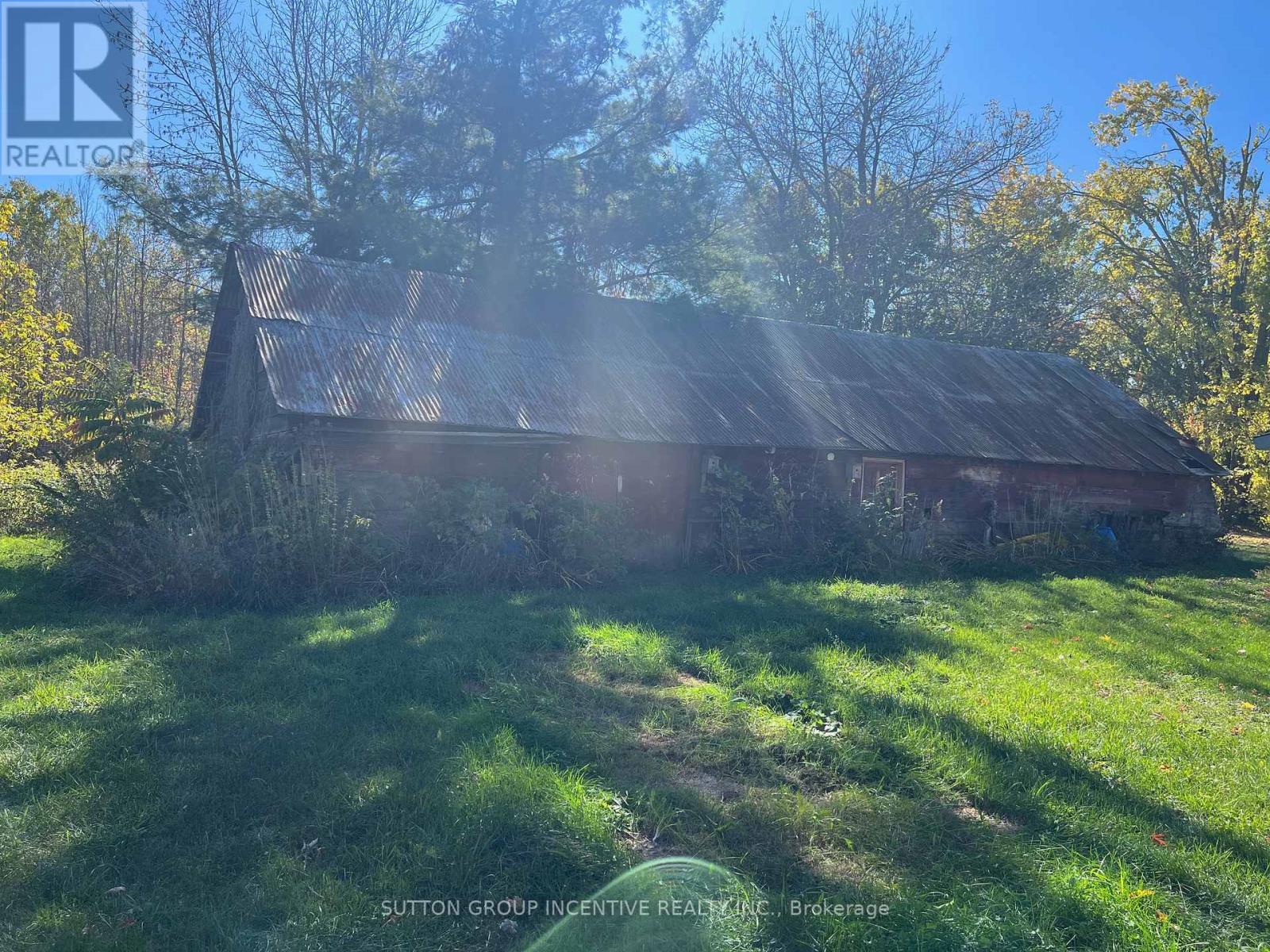 4067 AIRPORT ROAD - 23