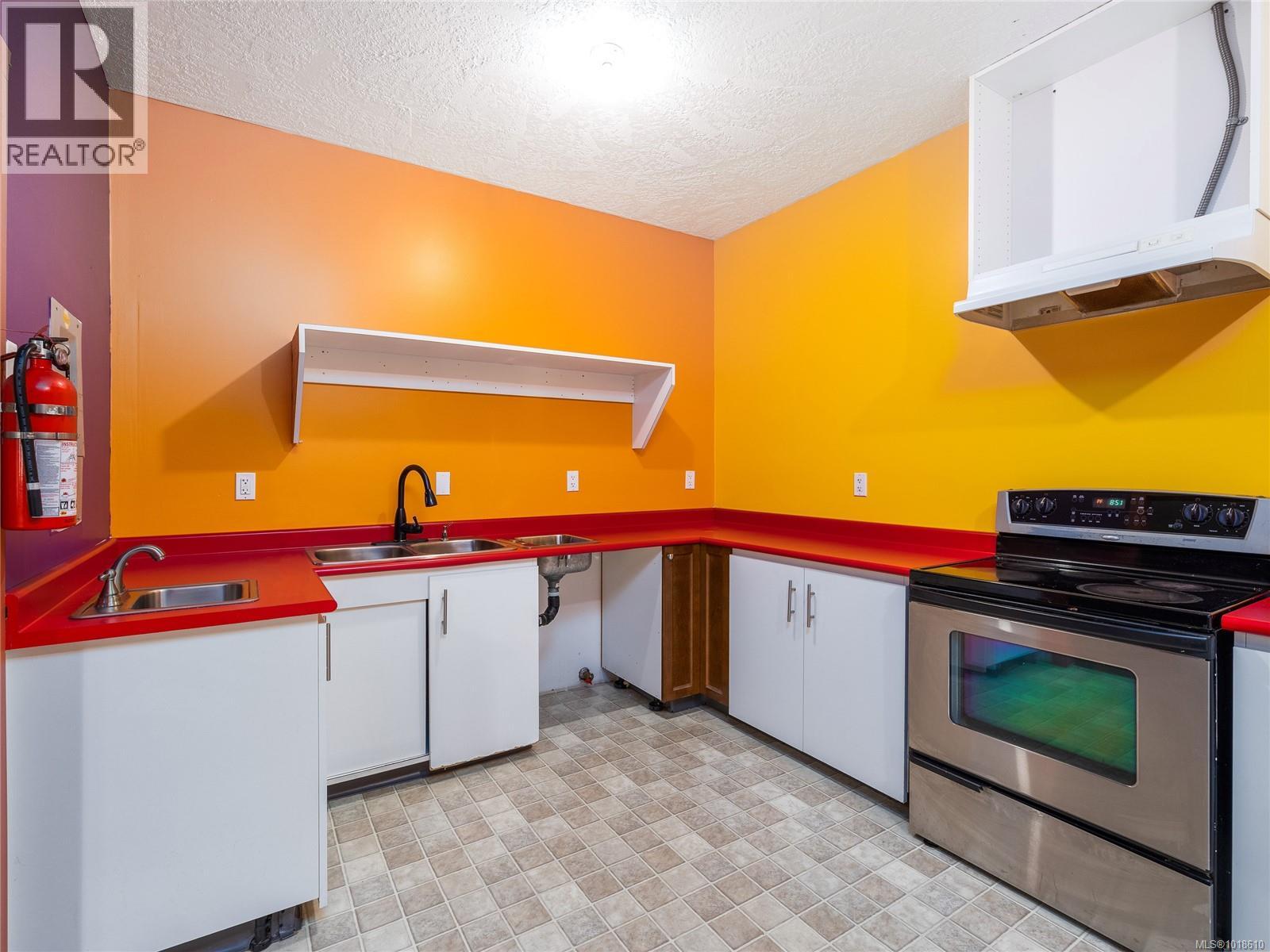 #1 1587 JOAN AVE - 12