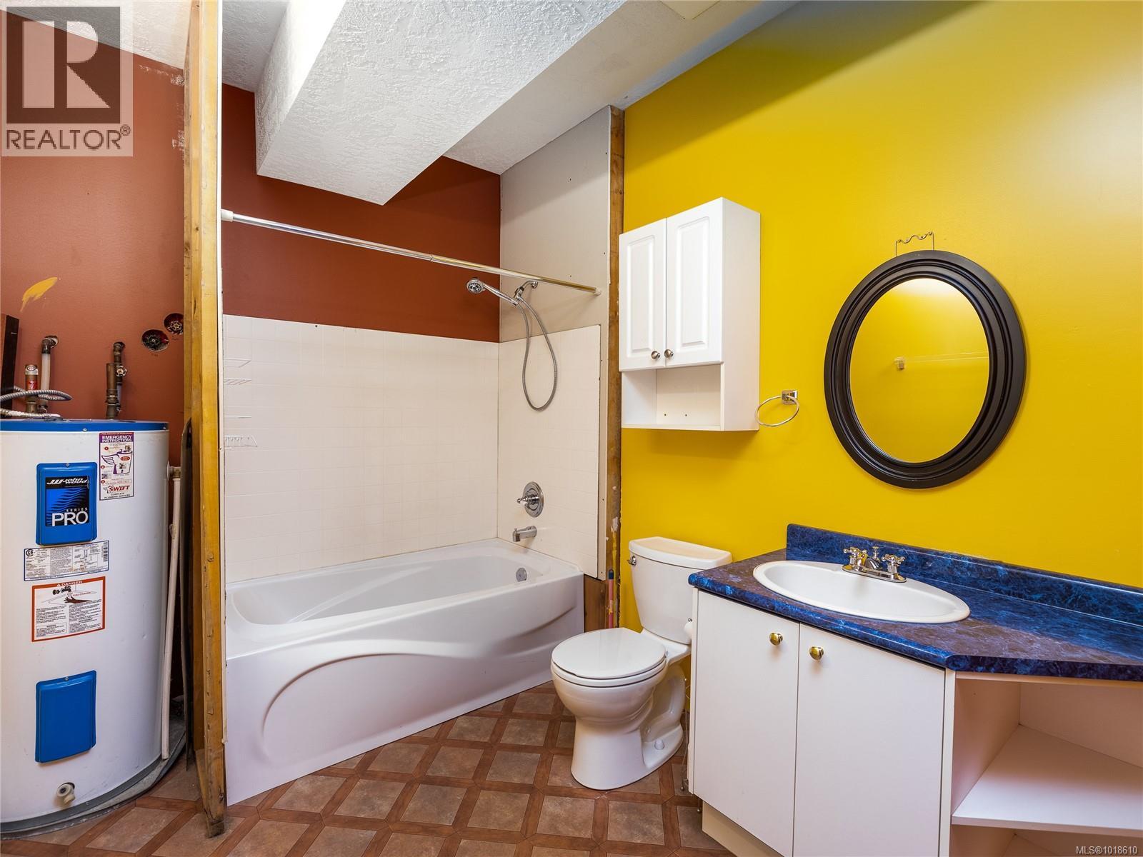 #1 1587 JOAN AVE - 13