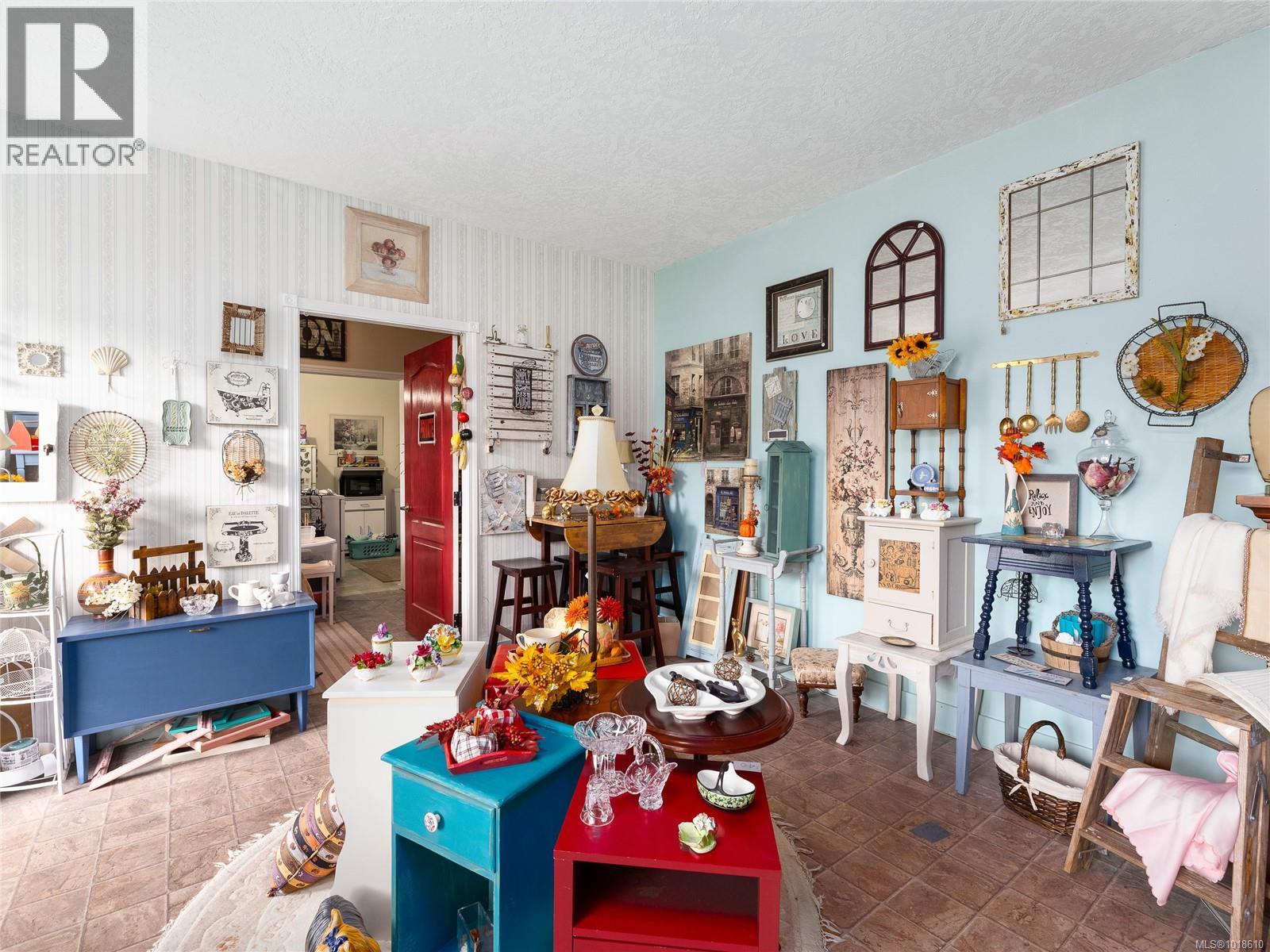 #1 1587 JOAN AVE - 19