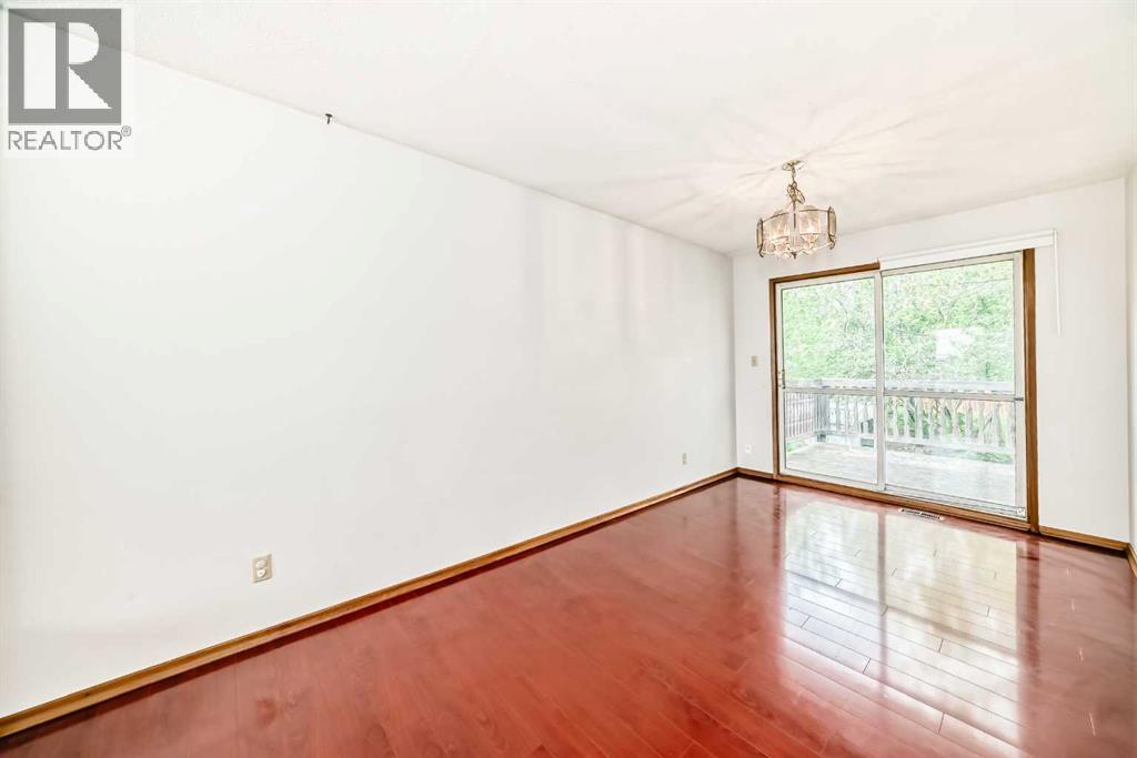 Single Family House Bi-level for Sale in  Barron Drive NW Brentwood Calgary 