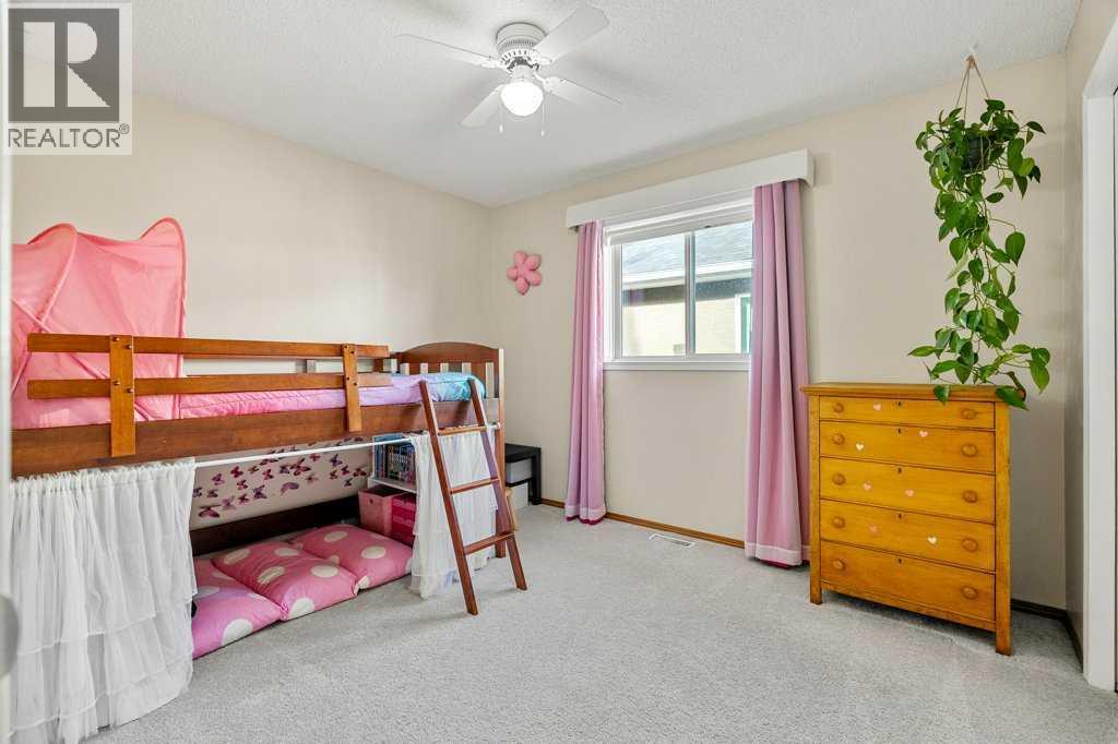 Single Family House for Sale in  Mt Gibraltar Heights SE McKenzie Lake Calgary 