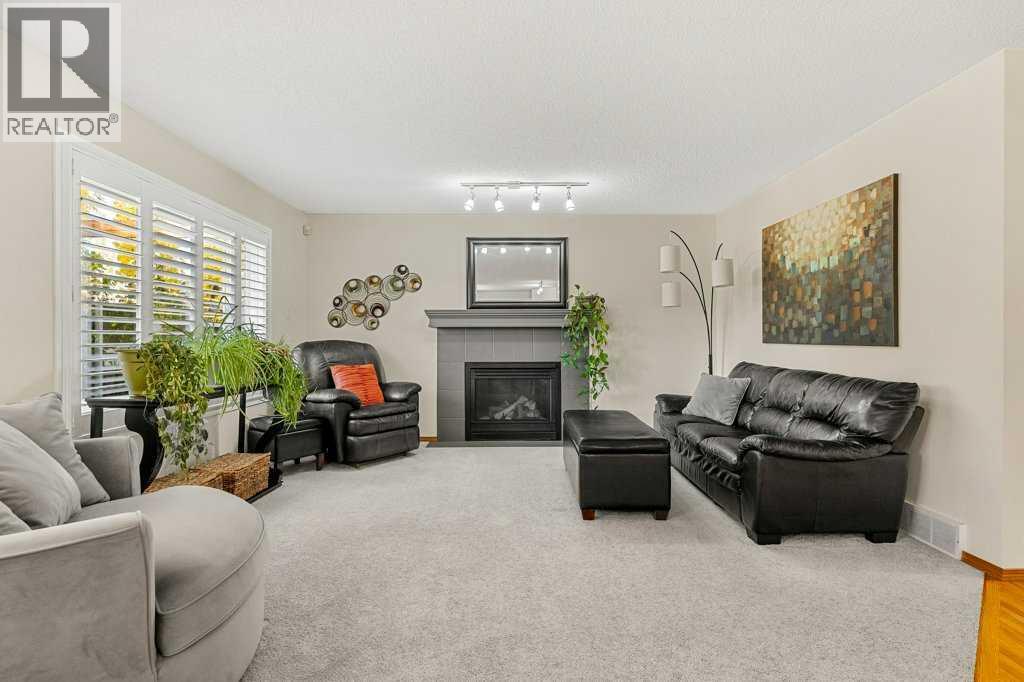 Single Family House for Sale in  Mt Gibraltar Heights SE McKenzie Lake Calgary 