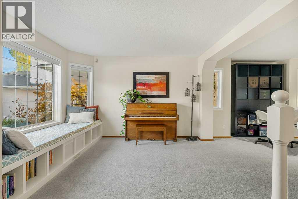 Single Family House for Sale in  Mt Gibraltar Heights SE McKenzie Lake Calgary 