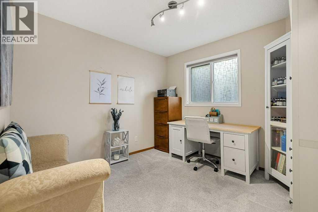 Single Family House for Sale in  Mt Gibraltar Heights SE McKenzie Lake Calgary 