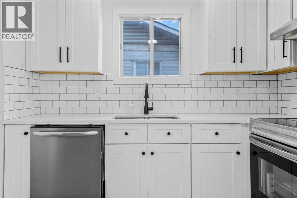 Single Family House for Sale in  Temple Drive NE Temple Calgary 