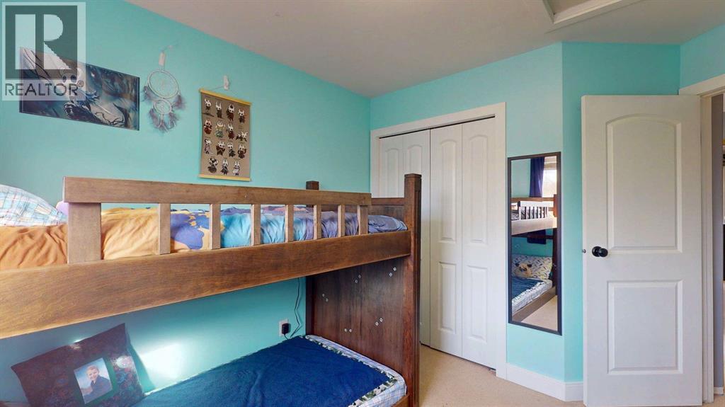 27 Hidden Valley Link NW, Calgary, Alberta