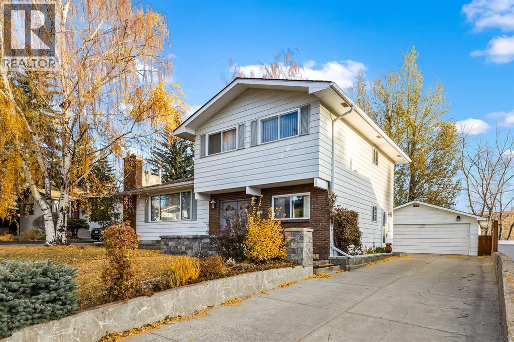 Single Family House 4 Level for Sale in  Breton Close NW Brentwood Calgary 