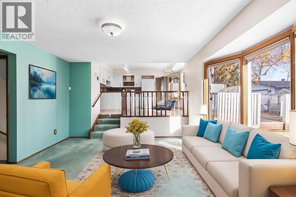 Single Family House 4 Level for Sale in  Breton Close NW Brentwood Calgary 