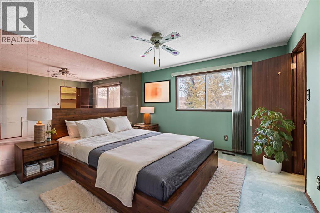 Single Family House 4 Level for Sale in  Breton Close NW Brentwood Calgary 