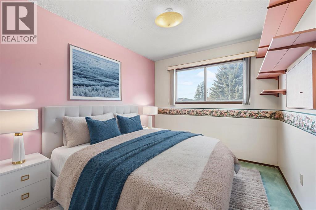 Single Family House 4 Level for Sale in  Breton Close NW Brentwood Calgary 