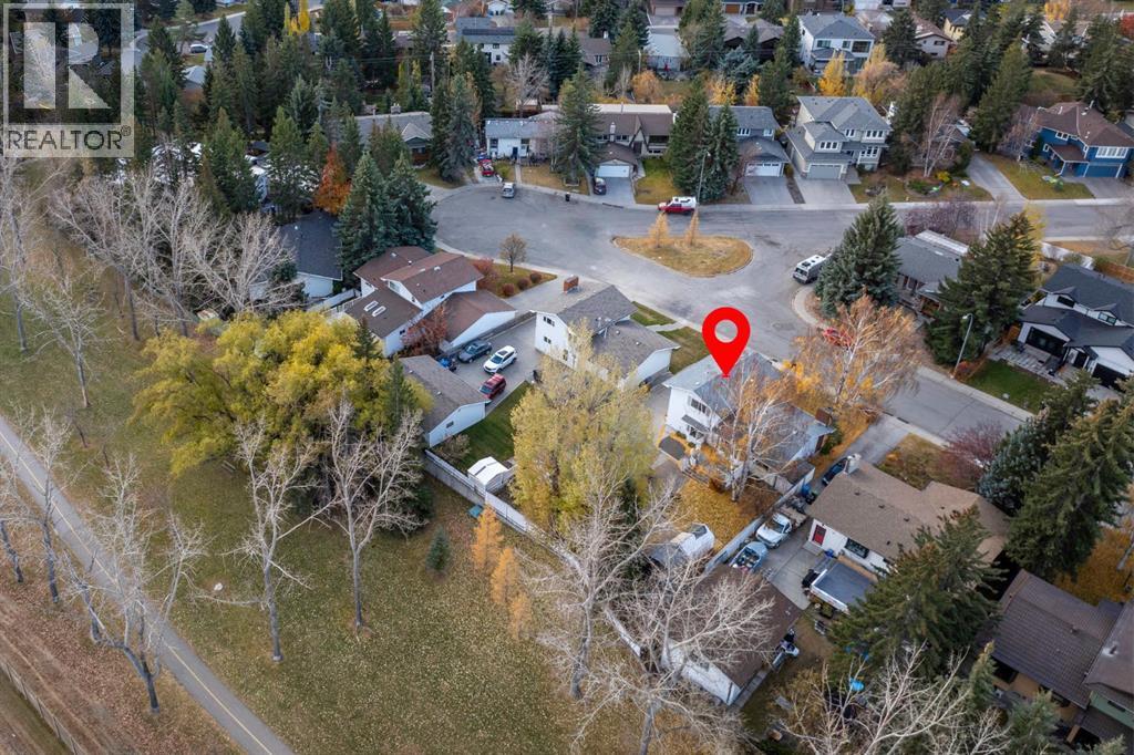 Single Family House 4 Level for Sale in  Breton Close NW Brentwood Calgary 