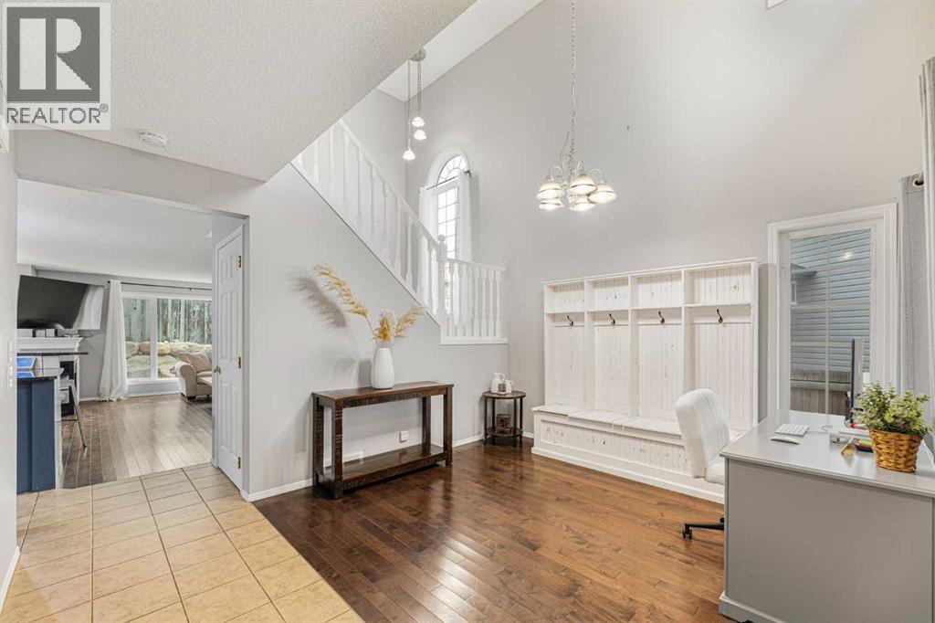 Single Family House for Sale in  Tuscany Ridge View NW Tuscany Calgary 