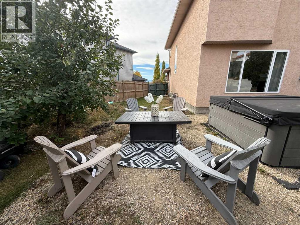 Single Family House for Sale in  Tuscany Ridge View NW Tuscany Calgary 